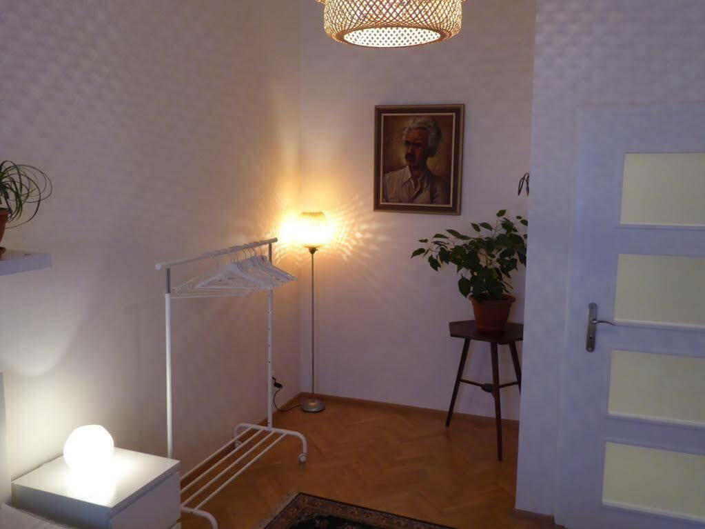 Victoria Design Stays - Apartment Slavojova ปราก ภายนอก รูปภาพ