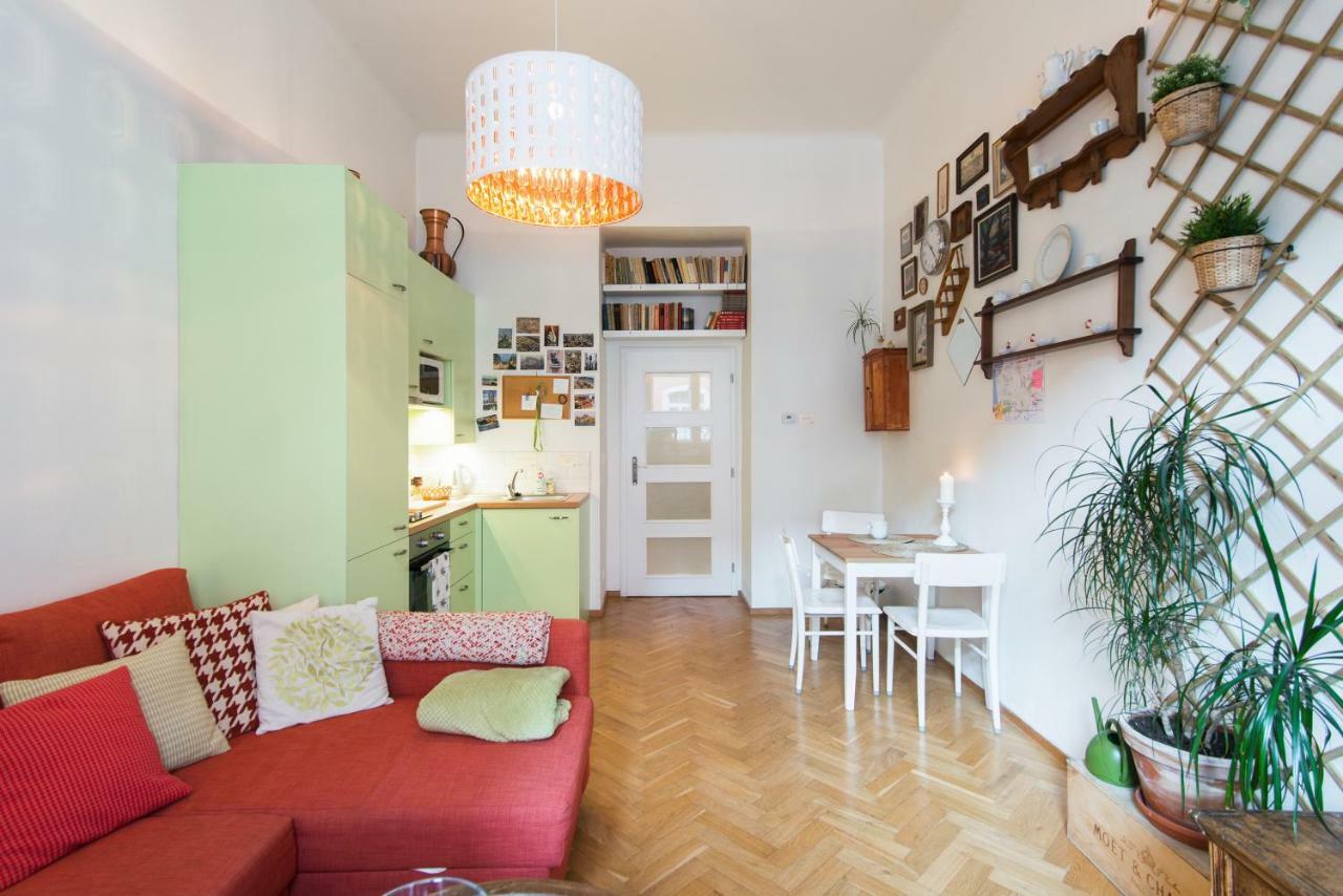 Victoria Design Stays - Apartment Slavojova ปราก ภายนอก รูปภาพ